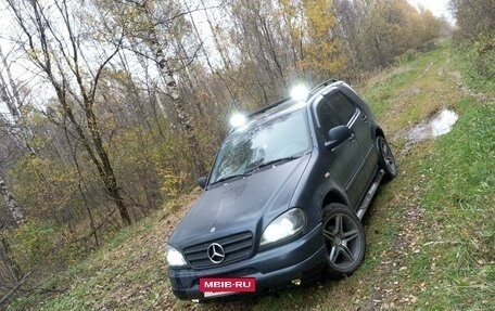 Mercedes-Benz M-Класс, 1998 год, 370 000 рублей, 3 фотография