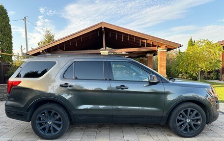 Ford Explorer VI, 2019 год, 3 500 000 рублей, 3 фотография