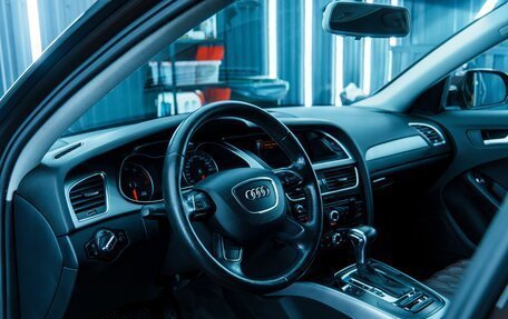 Audi A4, 2013 год, 1 300 000 рублей, 19 фотография