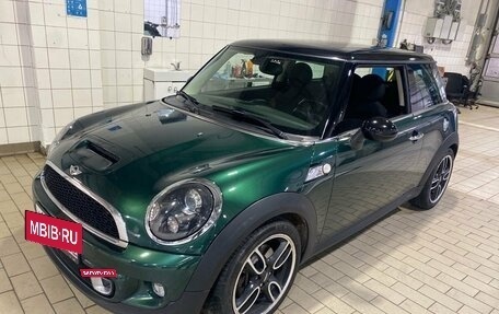 MINI Hatch, 2013 год, 1 177 000 рублей, 2 фотография