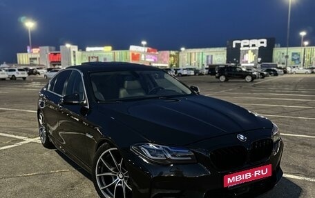 BMW 5 серия, 2011 год, 2 850 000 рублей, 16 фотография