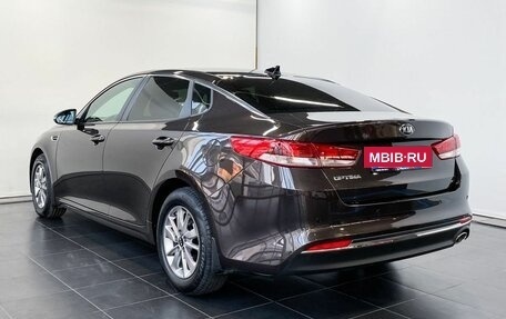 KIA Optima IV, 2017 год, 2 000 000 рублей, 4 фотография