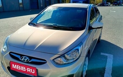 Hyundai Solaris II рестайлинг, 2014 год, 900 000 рублей, 1 фотография