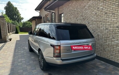 Land Rover Range Rover IV рестайлинг, 2015 год, 5 800 000 рублей, 4 фотография