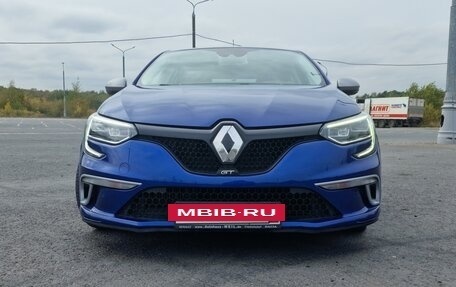 Renault Megane IV, 2018 год, 2 500 000 рублей, 2 фотография