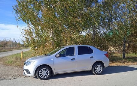 Renault Logan II, 2020 год, 845 000 рублей, 3 фотография