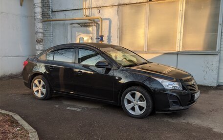 Chevrolet Cruze II, 2013 год, 880 000 рублей, 2 фотография