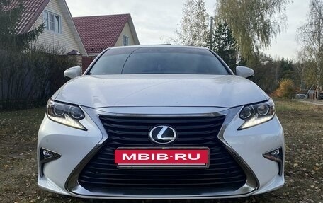 Lexus ES VII, 2015 год, 3 000 000 рублей, 26 фотография