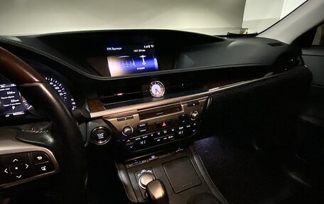 Lexus ES VII, 2015 год, 3 000 000 рублей, 35 фотография