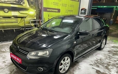 Volkswagen Polo VI (EU Market), 2013 год, 700 000 рублей, 13 фотография