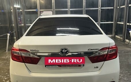 Toyota Camry, 2014 год, 2 000 000 рублей, 4 фотография