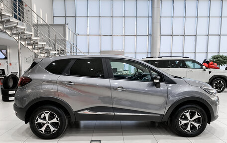 Renault Kaptur I рестайлинг, 2017 год, 1 390 000 рублей, 4 фотография