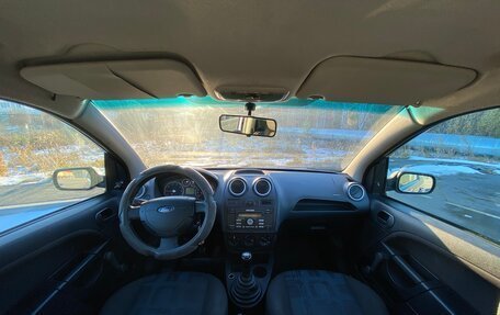 Ford Fiesta, 2006 год, 370 000 рублей, 9 фотография