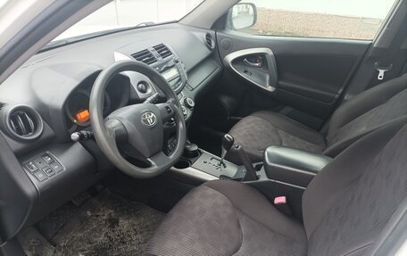 Toyota RAV4, 2010 год, 1 380 000 рублей, 4 фотография