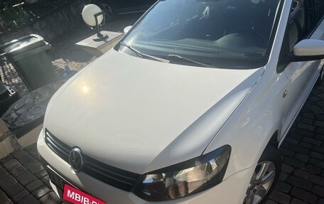 Volkswagen Polo VI (EU Market), 2013 год, 1 450 000 рублей, 1 фотография