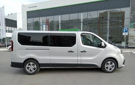 Renault Trafic, 2019 год, 2 567 000 рублей, 4 фотография