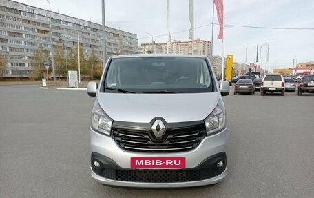 Renault Trafic, 2019 год, 2 567 000 рублей, 2 фотография