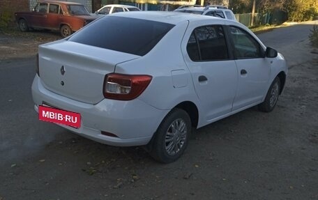 Renault Logan II, 2015 год, 489 000 рублей, 4 фотография