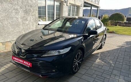 Toyota Camry, 2020 год, 3 230 000 рублей, 4 фотография