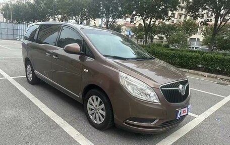 Buick GL8 III, 2020 год, 2 400 000 рублей, 3 фотография