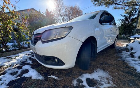 Renault Logan II, 2017 год, 650 000 рублей, 8 фотография