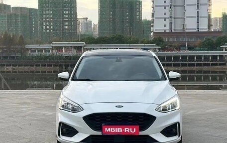 Ford Focus IV, 2020 год, 1 400 009 рублей, 3 фотография