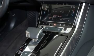 Audi A8, 2021 год, 7 100 000 рублей, 9 фотография