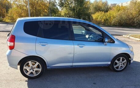 Honda Fit III, 2002 год, 440 000 рублей, 4 фотография