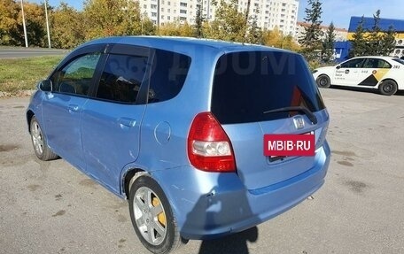 Honda Fit III, 2002 год, 440 000 рублей, 7 фотография