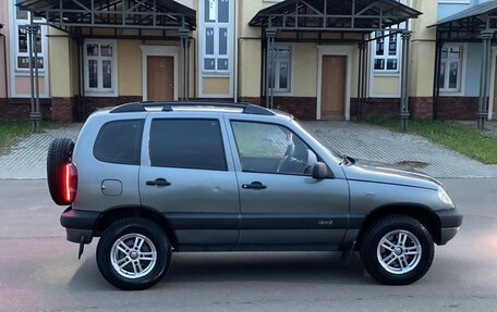 Chevrolet Niva I рестайлинг, 2005 год, 470 000 рублей, 7 фотография