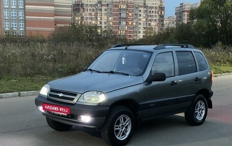 Chevrolet Niva I рестайлинг, 2005 год, 470 000 рублей, 2 фотография