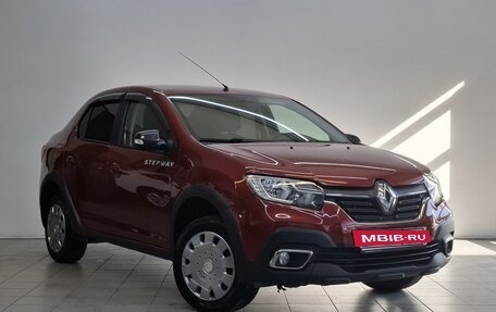 Renault Logan II, 2018 год, 1 190 000 рублей, 3 фотография