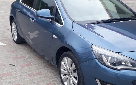 Opel Astra J, 2012 год, 700 000 рублей, 12 фотография