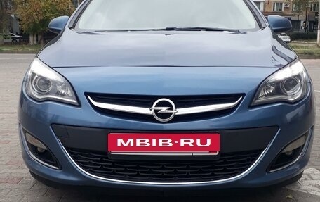 Opel Astra J, 2012 год, 700 000 рублей, 10 фотография