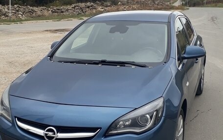 Opel Astra J, 2012 год, 700 000 рублей, 13 фотография