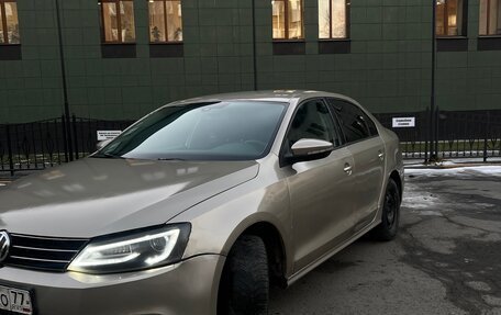 Volkswagen Jetta VI, 2012 год, 675 000 рублей, 3 фотография