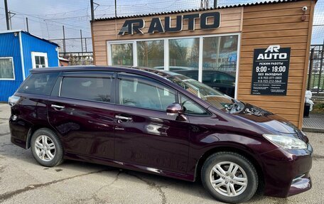 Toyota Wish II, 2013 год, 1 689 000 рублей, 2 фотография