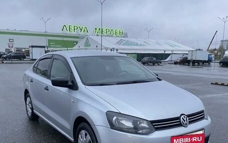 Volkswagen Polo VI (EU Market), 2011 год, 675 000 рублей, 6 фотография