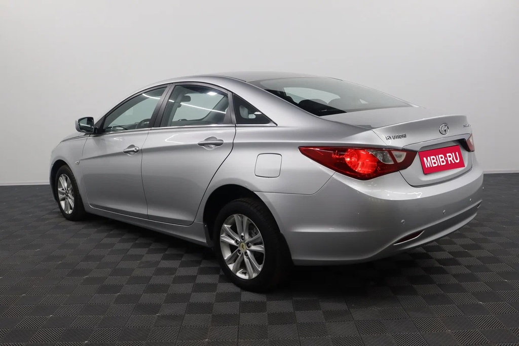 Hyundai Sonata VI, 2012 год, 1 169 000 рублей, 4 фотография