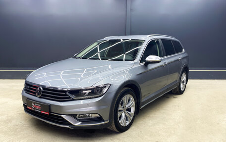 Volkswagen Passat B8 рестайлинг, 2018 год, 2 650 000 рублей, 1 фотография