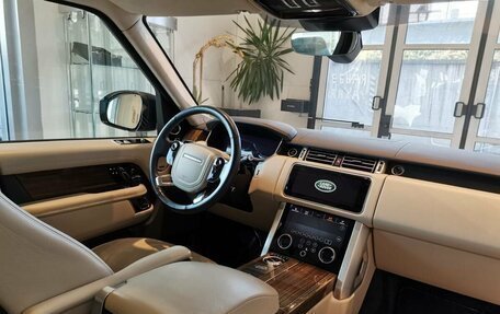 Land Rover Range Rover IV рестайлинг, 2018 год, 7 774 000 рублей, 16 фотография