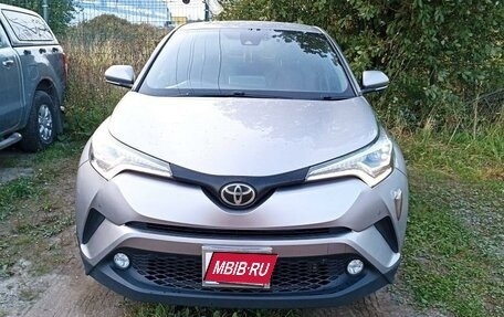 Toyota C-HR I рестайлинг, 2017 год, 2 160 000 рублей, 1 фотография