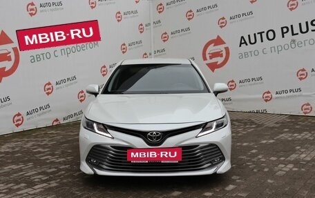 Toyota Camry, 2019 год, 2 850 000 рублей, 6 фотография