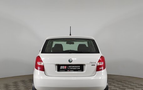 Skoda Fabia II, 2011 год, 690 000 рублей, 6 фотография