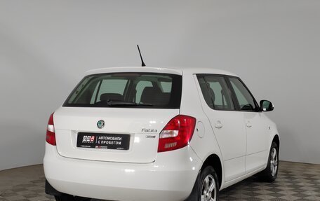 Skoda Fabia II, 2011 год, 690 000 рублей, 5 фотография