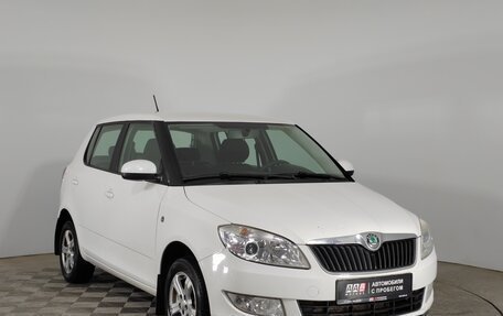 Skoda Fabia II, 2011 год, 690 000 рублей, 3 фотография