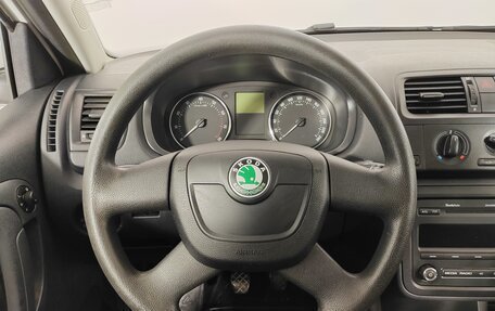 Skoda Fabia II, 2011 год, 690 000 рублей, 19 фотография