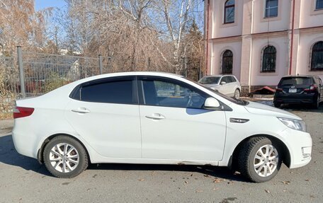 KIA Rio III рестайлинг, 2013 год, 1 000 000 рублей, 2 фотография