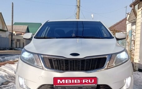 KIA Rio III рестайлинг, 2013 год, 1 000 000 рублей, 12 фотография