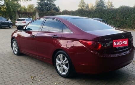 Hyundai Sonata VI, 2011 год, 1 600 000 рублей, 4 фотография